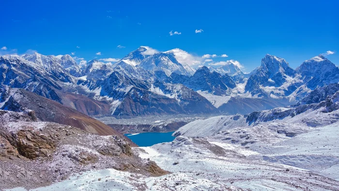 Everest Renjo La Pass – Gokyo Ri Trek